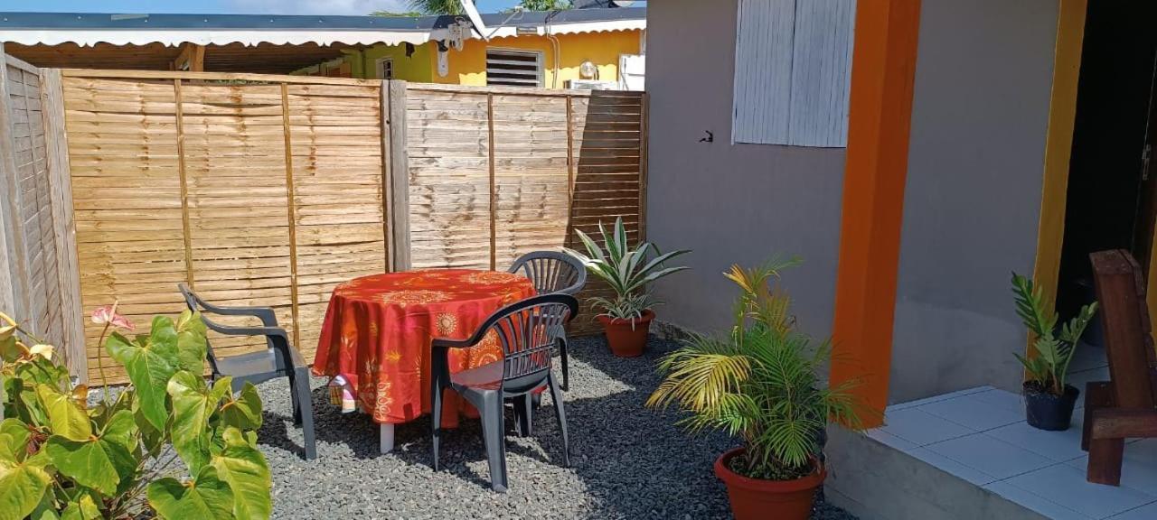 Gite Poz Kreyol Port-Louis Exteriér fotografie